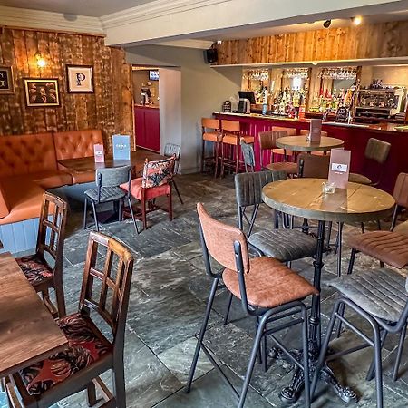 The George Inn Plympton Plymouth Bagian luar foto